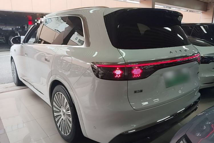 Used Hima AITO M8 2025 Extended-Range Ultra Version 53.4 kWh 6-Seater Edition Exterior 2