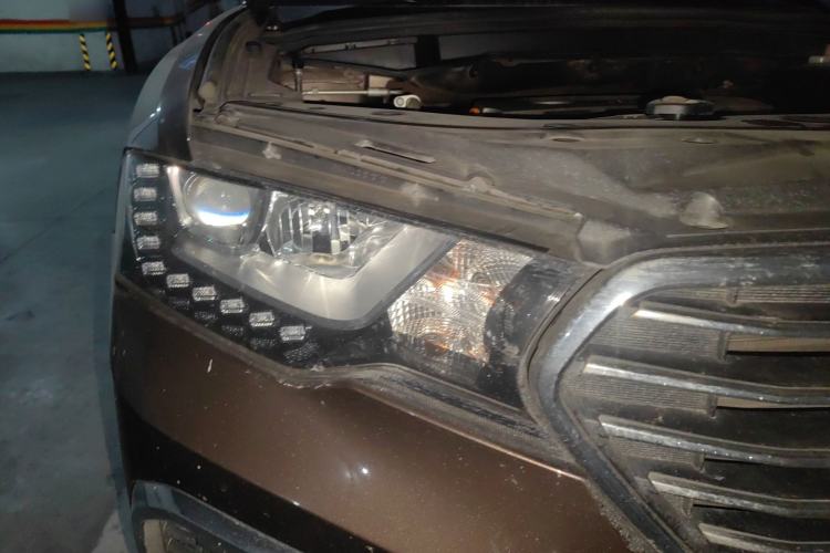 Used Haval H6 Coupe 2017 Blue Label 2.0T Automatic Two-Wheel Drive Urban Model Exterior 3