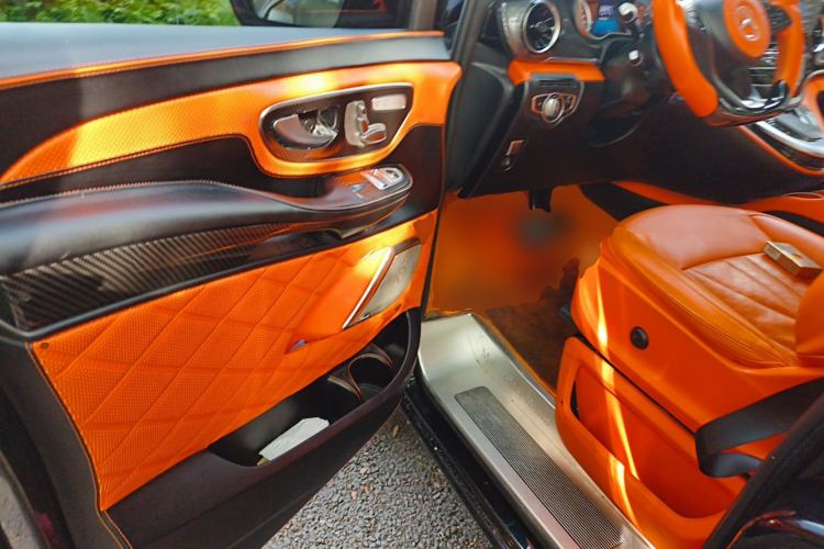 Used Mercedes-Benz V-Class 2021 V 260 Avantgarde Edition Driver Seat