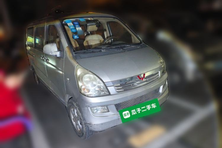 Used Wuling Rongguang 2014 1.5L S Standard Version