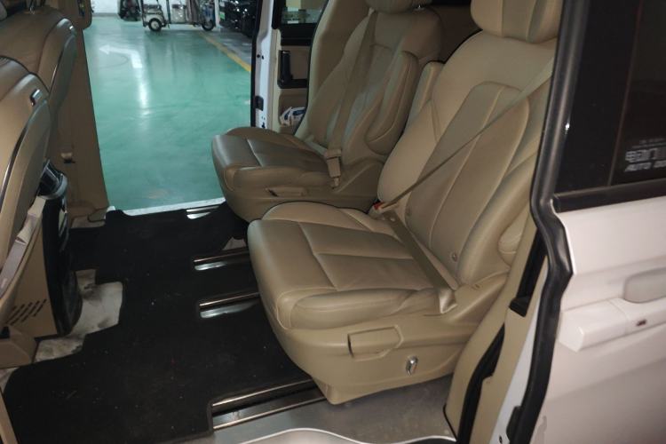 Used Buick GL8 2022 ES Landtrek 653T Luxury Edition