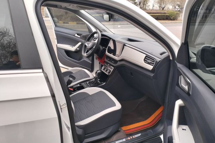 Used Volkswagen Tharu 2025 New Sharp 1.5L Ambitious Edition Interior 3