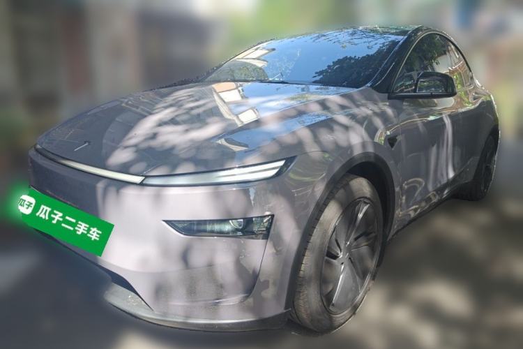 Used Tesla Model Y 2025 Rear-Wheel-Drive Version