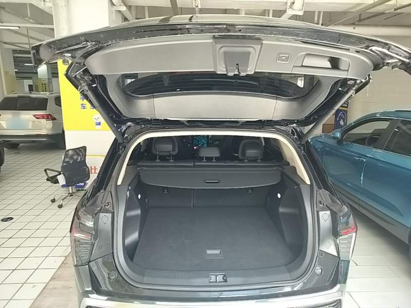 Used Hongqi HS3 2023 1.5T Two-Wheel Drive Shanwei Edition — 18