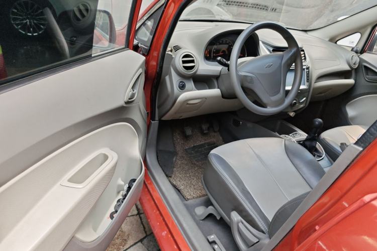 Used Chevrolet Sail 2013 Sedan 1.2L Manual Fashion Edition Driver Seat