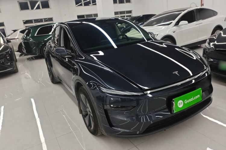 Used Tesla Model Y 2025 Long-Range All-Wheel Drive First Edition