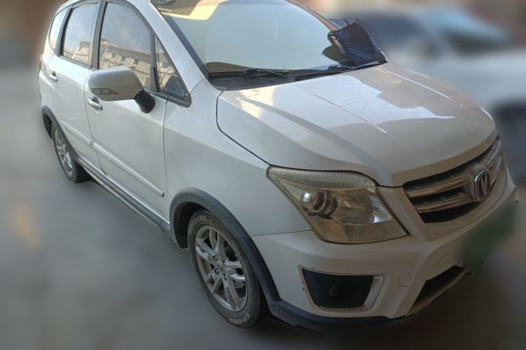 Used Changan CX20 2014 1.4L IMT Sunroof Navigation Version China IV Standard
