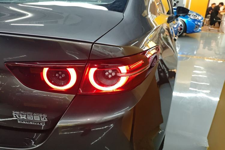 Used Mazda 3 Axela 2021 2.0L Automatic Zhiya Edition Right Rear Taillight