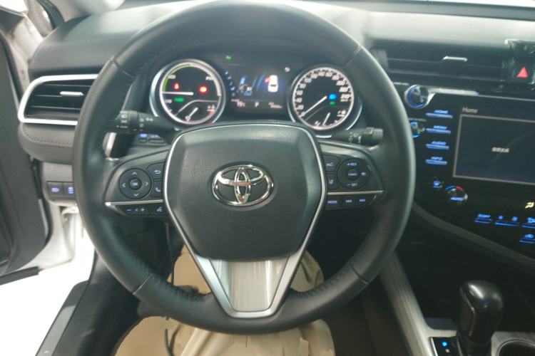 Used Toyota Camry 2018 Dual-Engine 2.5 HG Luxury Edition Steering Wheel