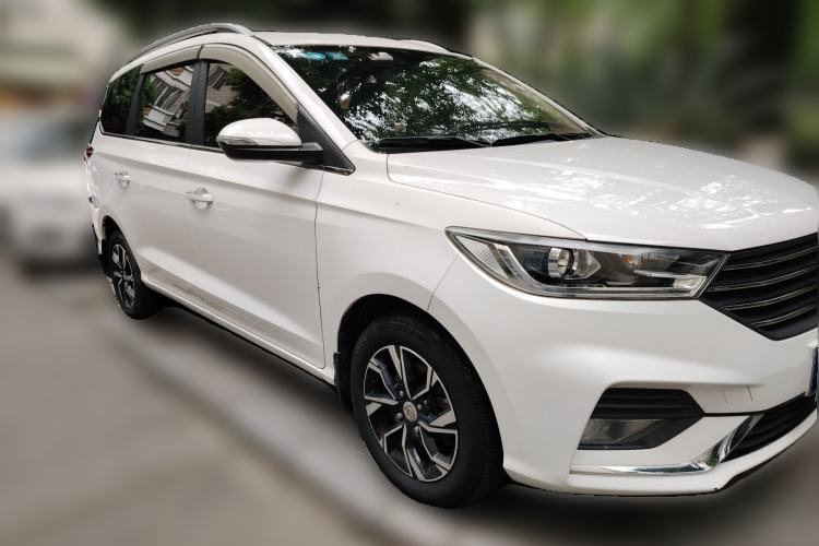 Used Baojun 360 2018 1.5L Manual Luxury Edition China V Front Right 45 Deg