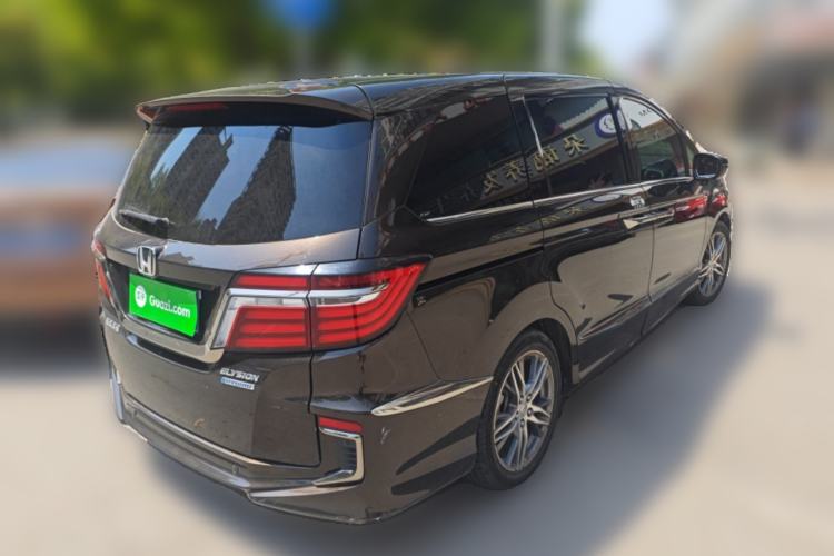 Used Honda Elysion 2019 2.0L Hybrid Supreme Edition Rear Right 45 Deg