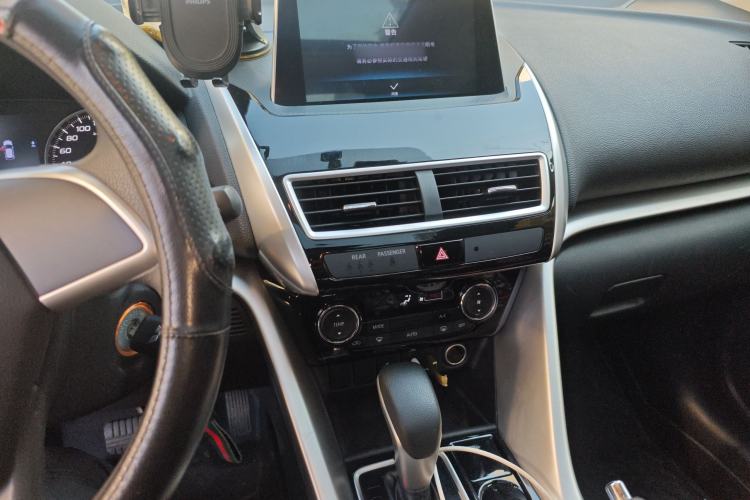 Used Mitsubishi Eclipse Cross 2019 1.5T CVT Two-Wheel Drive Fearless Edition China V Standard