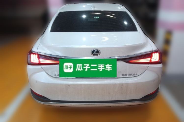 Used Lexus ES 2023 200 Excellence Edition