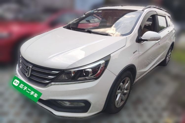 Used Baojun 310W 2017 1.5L Manual Fashion Model China V Guazi used car, China used car export, Used car for sale, Used  cars, Cheapest cars for sale