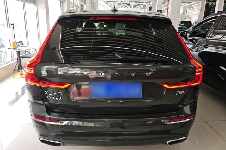 Used Volvo XC60 2021 T5 4x4 Smart Luxury Edition