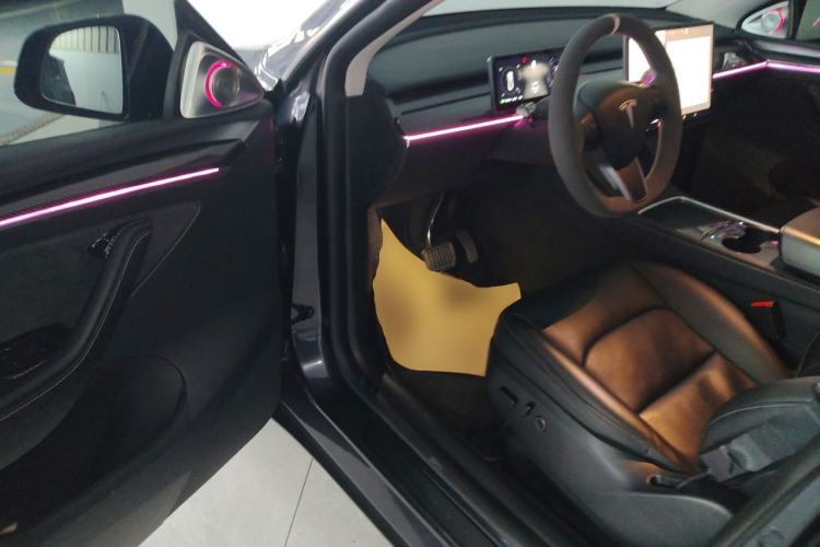 Used Tesla Model Y 2023 Rear-Wheel-Drive Version Driver Seat