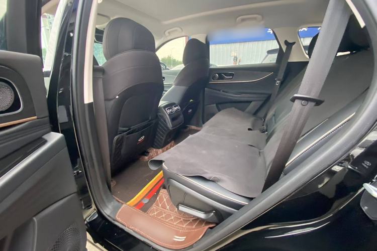 Used Chery Tiggo 9 2023 2.0T Dual-Clutch Two-Wheel Drive Leading Edition 5 Seats