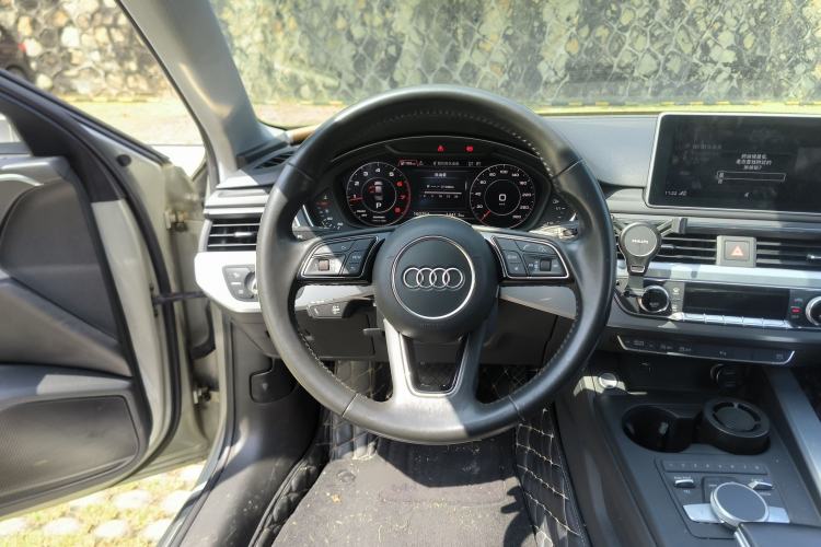 Used Audi A4L 2018 30th Anniversary Edition 40 TFSI Fashion Model