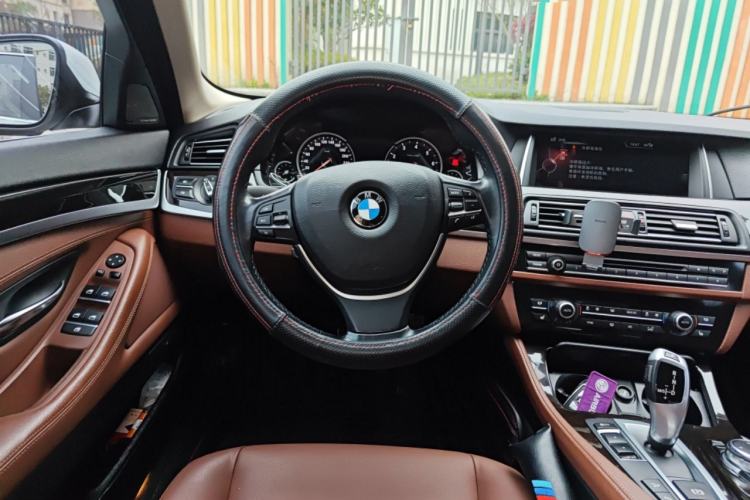 Used BMW 5 Series 2017 528Li xDrive Leading Model
