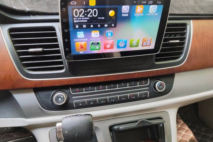 Used SAIC MAXUS G10 2016 2.0T Automatic Fashion Edition
