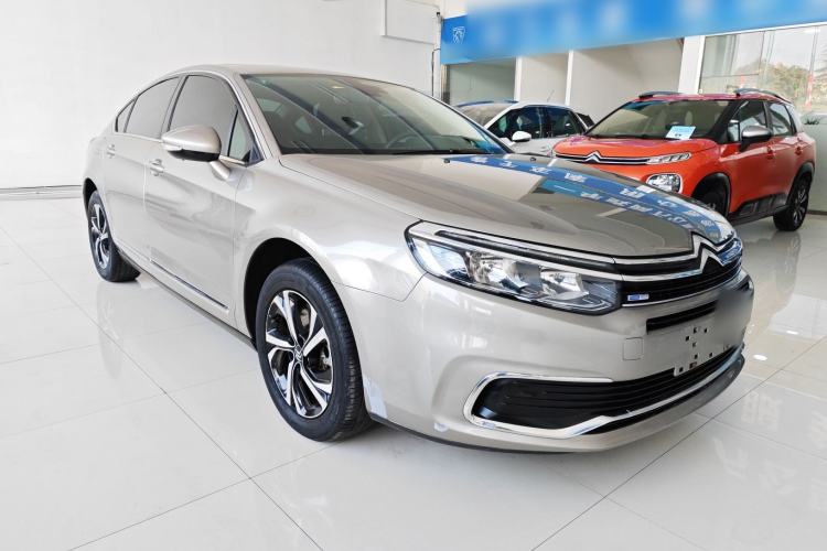 Used Citroen C5 2017 350THP Automatic Luxury Model Front Right 45 Deg