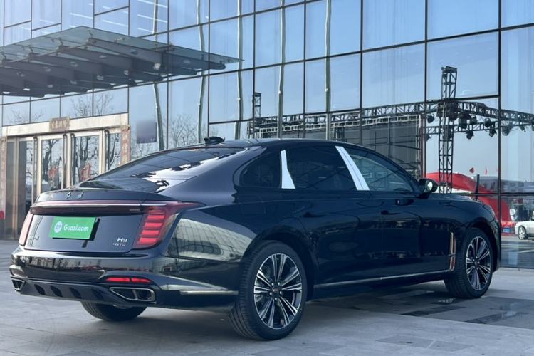 Used Hongqi H9 2024 2.0T Qichang Private Enjoyment Luxury Edition
