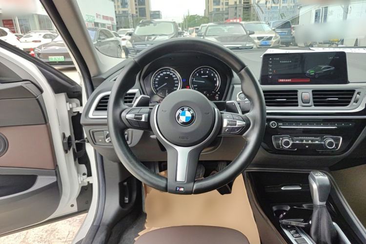 Used BMW 1 Series 2019 120i Leading Model M Sport Package Steering Wheel