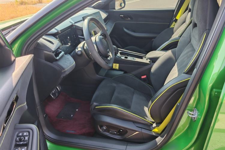 Used Lynk & Co 03 2025 03+ 2.0TD Automatic Performance Package
