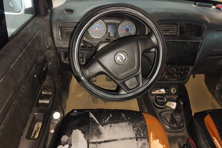 Used Dongfeng Fengon 330 2014 1.5L Manual Standard Edition DK15-02