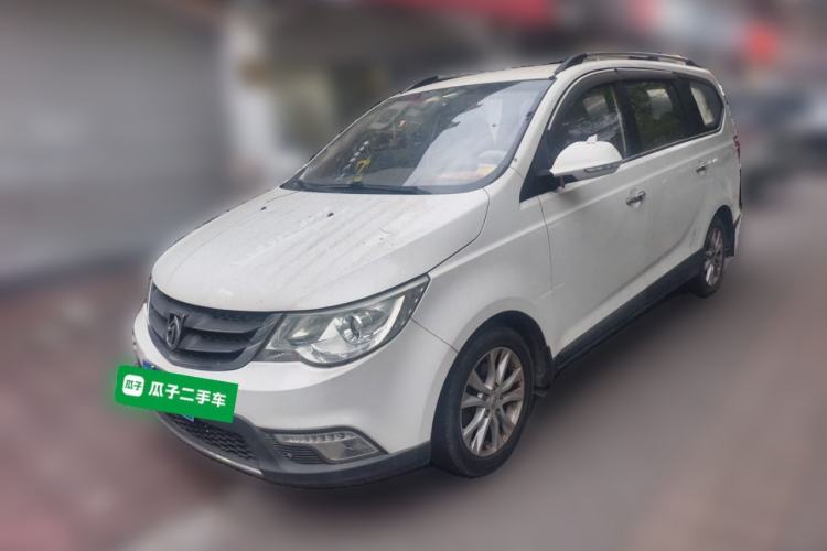 Used Baojun 730 2014 1.5L manual Comfort version 7 seats