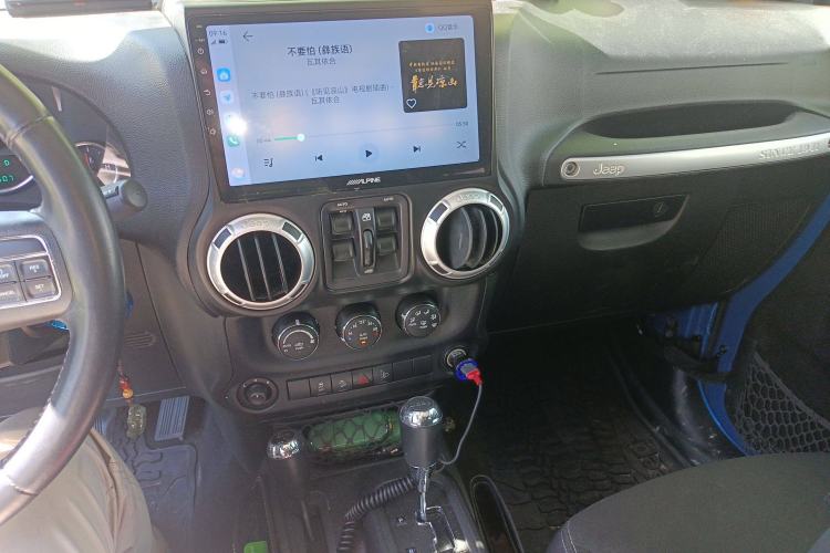 Used Jeep Wrangler 2014 3.0L Sahara Four-Door Edition