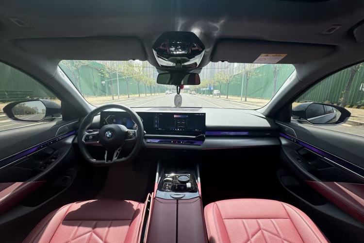 Used BMW 5 Series 2025 530Li Leading Model M Sport Package Interior 3