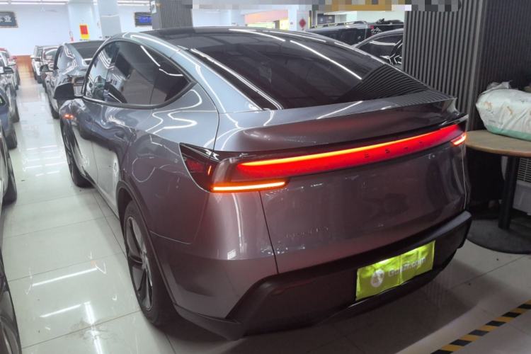 Used Tesla Model Y 2025 Rear-Wheel-Drive Version