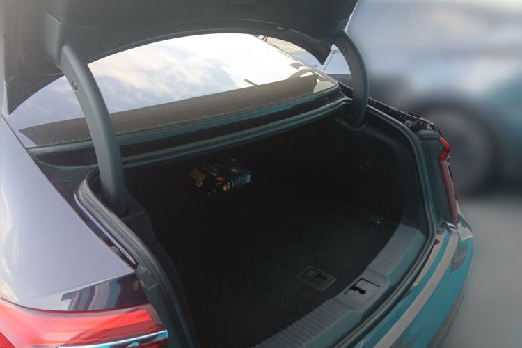 Used Hongqi H9 2020 2.0T Smart Connect Flagship Edition
