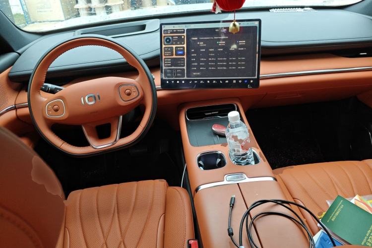 Used CHANGAN NEVO Q07 2025 215 Prestige Edition Center Console