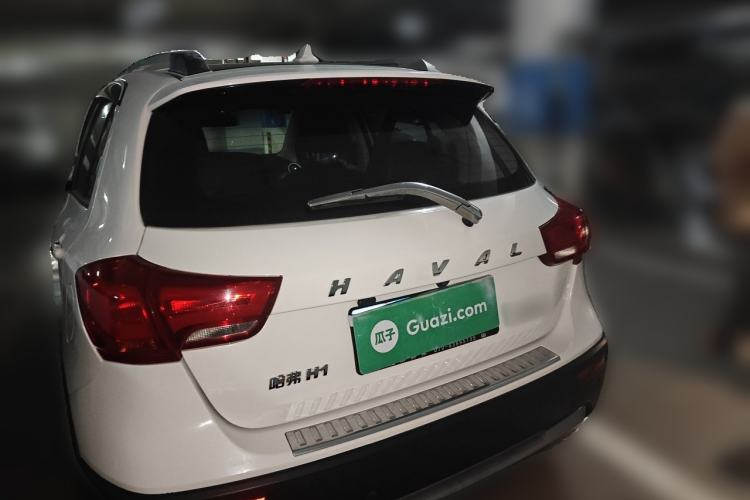 Used Haval H1 2016 Revised Version Blue Badge 1.5L AMT Luxury Edition
