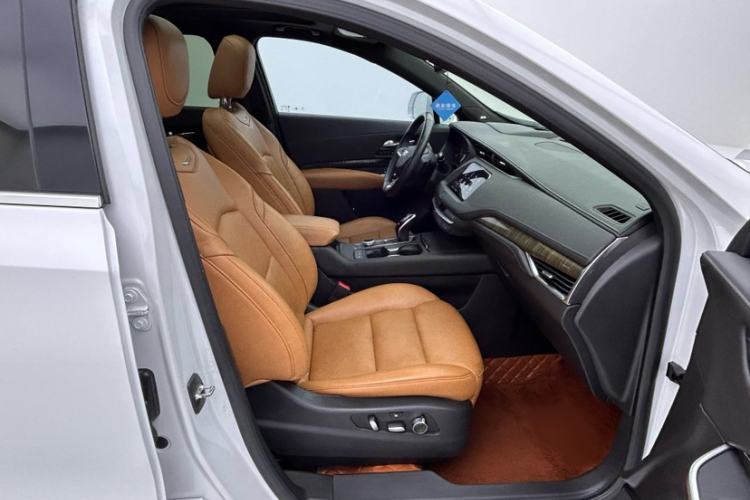 Used Cadillac XT4 2021 28T Four-Wheel Drive Platinum Edition
