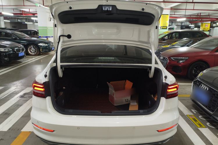 Used Volkswagen Lavida 2022 280TSI DSG Comfort Edition
