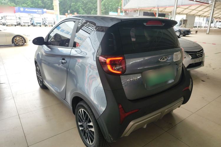 Used Chery QQ Little Ant 2022 Restyled Version Sweet Pink Edition Half-Sugar Version 30.6 kWh 30 kW 301 km Rear Left 45 Deg