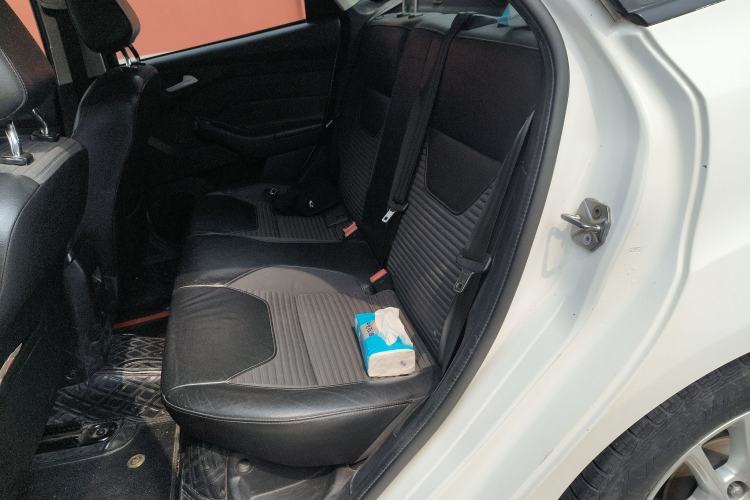 Used Ford Focus 2015 Sedan 1.6L Automatic Trend Model
