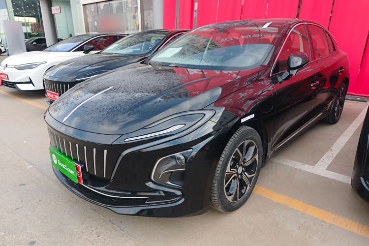 Used Hongqi E-QM5 2023 Base Travel Edition