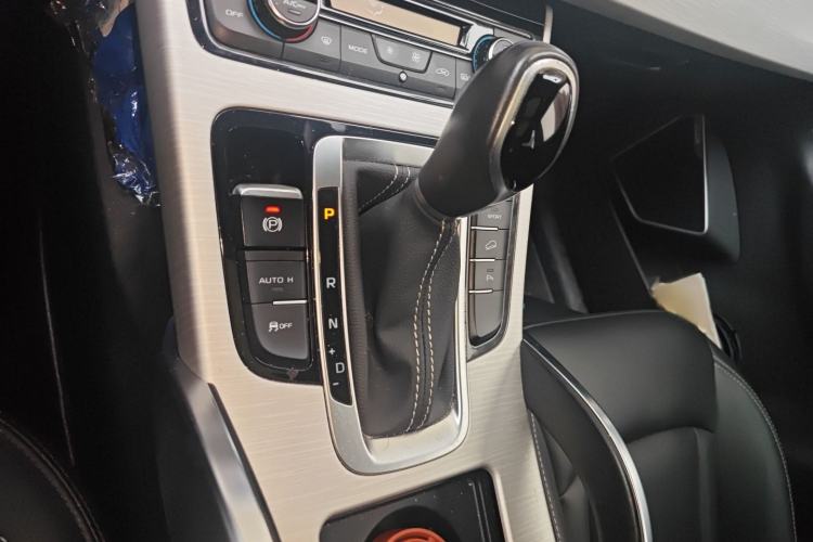 Used Geely Auto Emgrand X7 Sport 2018 1.8TD Automatic Two-Wheel Drive Smart 4G Connected Version