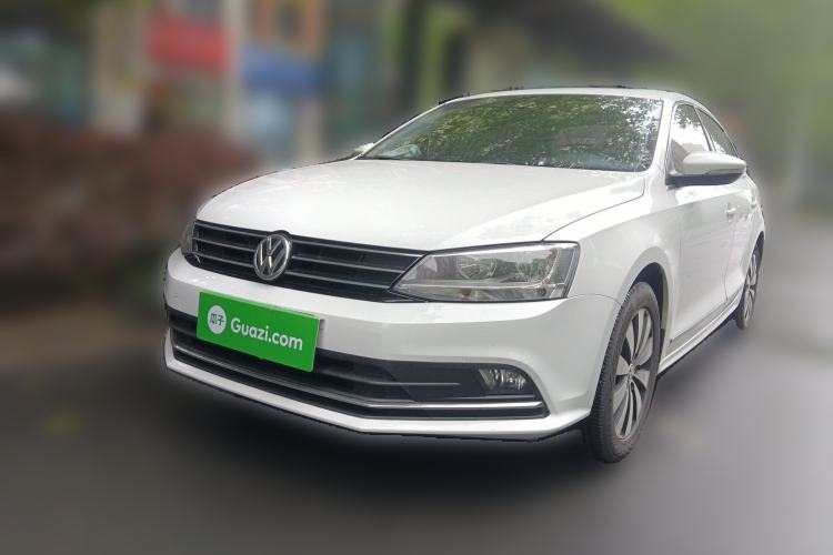 Used Volkswagen Sagitar 2017 230TSI Automatic Comfort Version