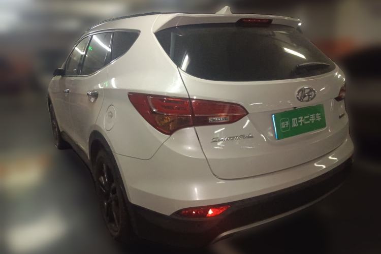 Used Hyundai Grand SantaFe 2013 3.0L 7-Seater 4x4 Flagship Edition Rear Left 45 Deg