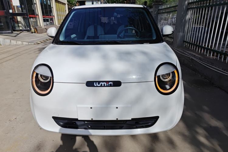 Used CHANGAN NEVO Lumin 2022 155 km – Refreshingly Sweet Edition Front