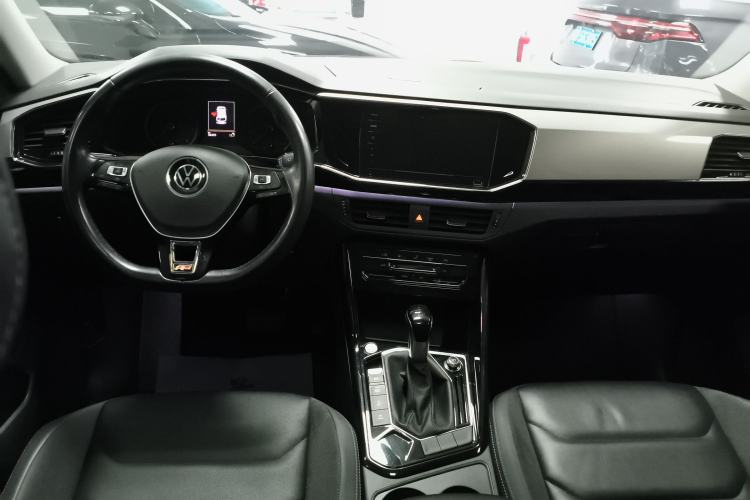 Used Volkswagen Tayron 2022 280TSI Two-Wheel Drive Luxury Smart Connectivity Version
