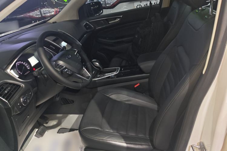 Used Ford Edge 2016 EcoBoost 245 Two-Wheel-Drive Titanium 7-Seater