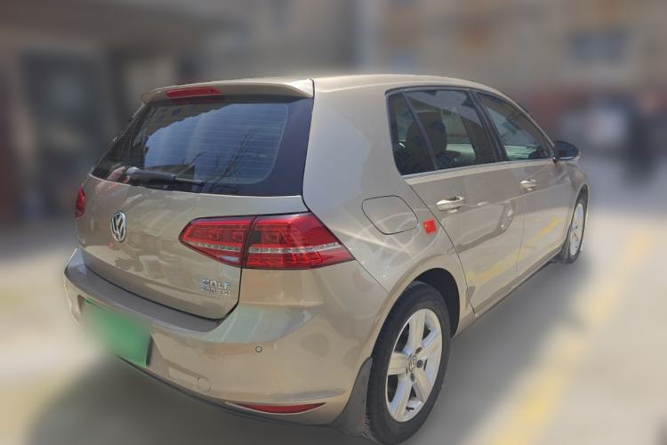 Used Volkswagen Golf 2016 230TSI Automatic Comfort Version Rear Right 45 Deg