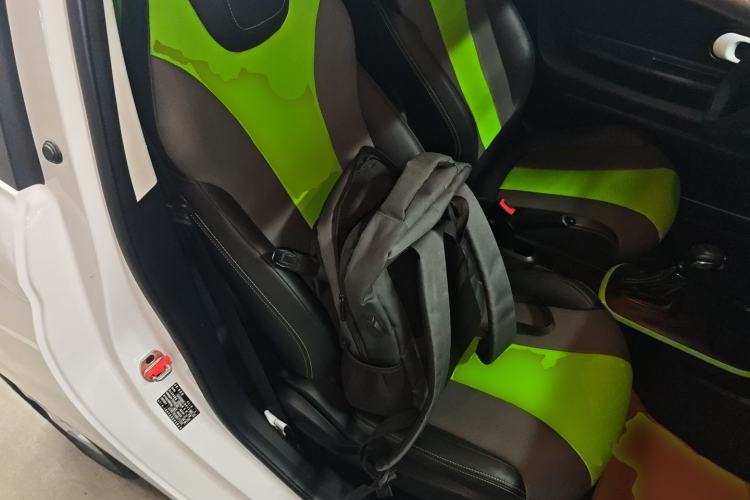 Used Roewe Clever 2021 302 km New Four-Seater Super-Efficient Version