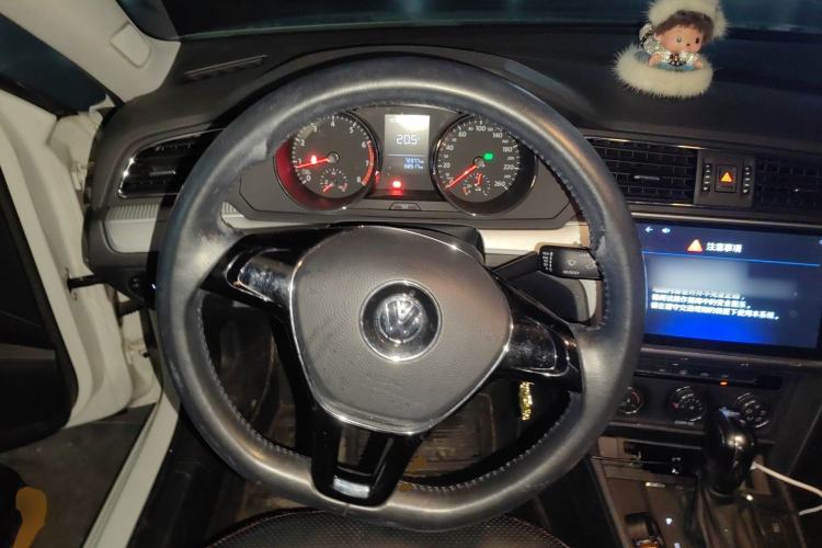 Used Volkswagen Lamando 2018 230TSI DSG Fashion Edition
